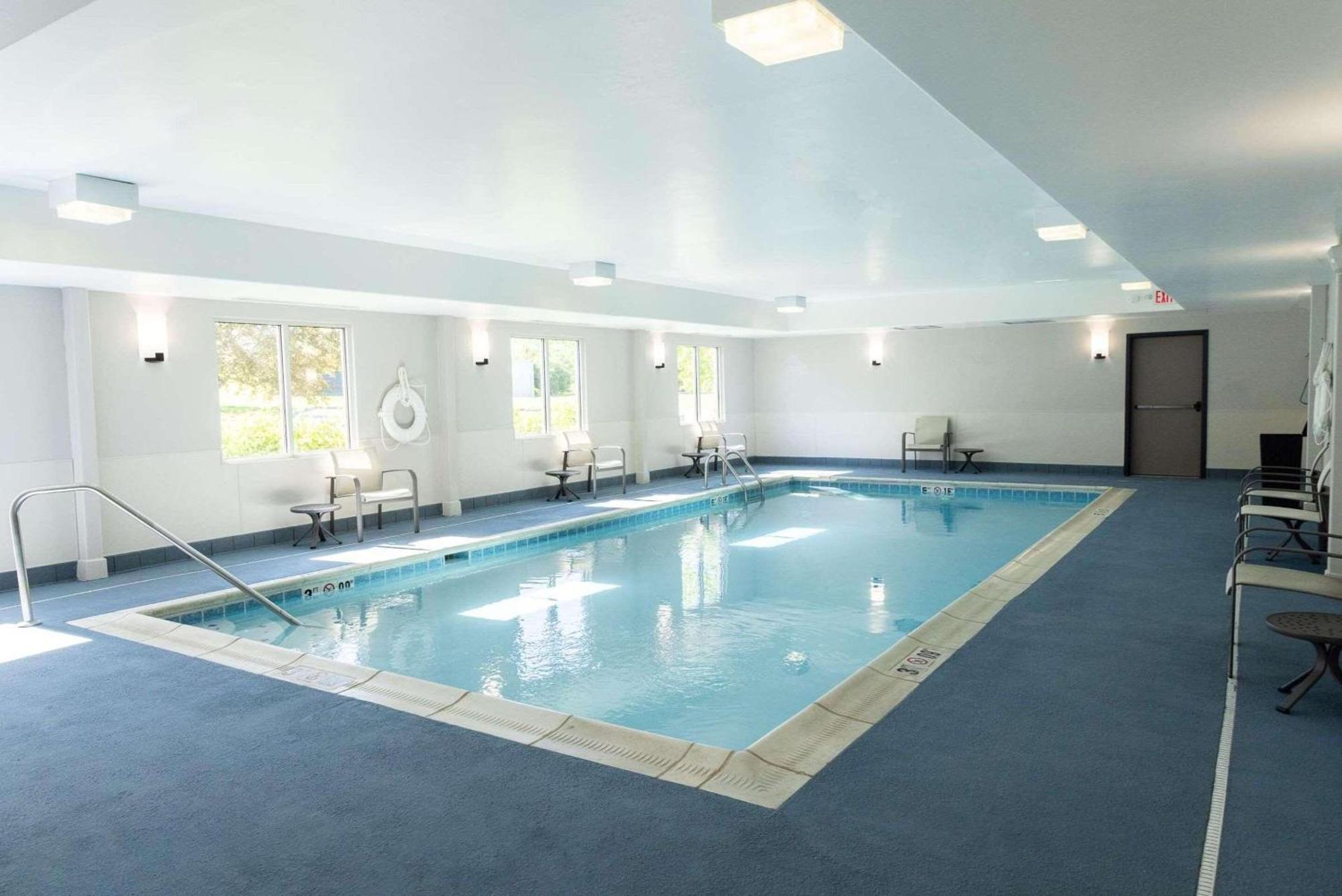 Country Inn & Suites By Radisson, Elizabethtown, Ky Dış mekan fotoğraf